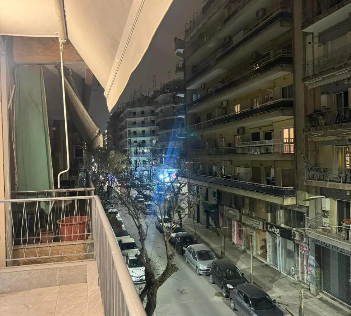Luna-Your Urban Stay Thessaloníki 0*,